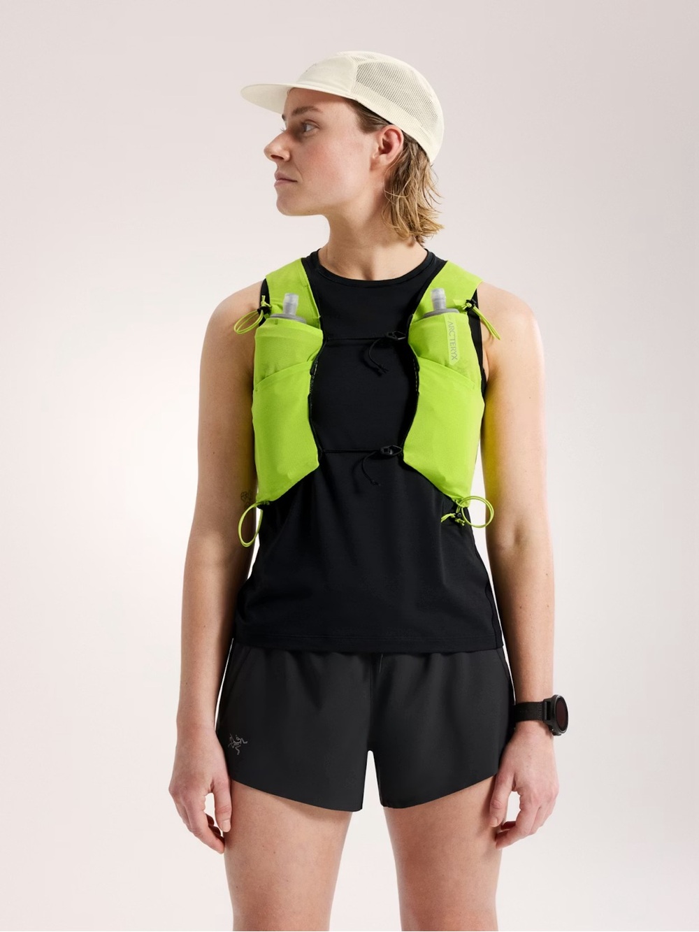 Women’s Arcteryx Norvan 7 Hydration Vest - Picture 4 of 6